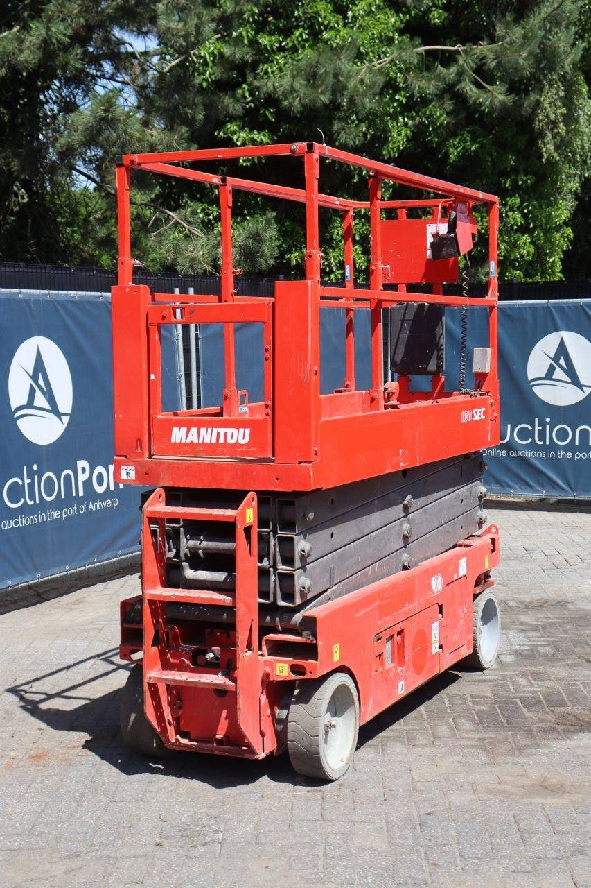Manitou 100 SEC Elektrische Scherenbühne 227 kg 9,9 m 2015