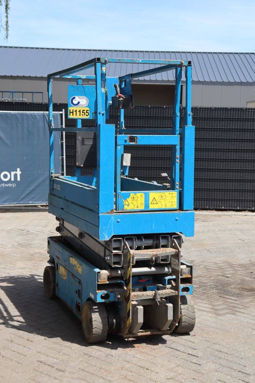 Scissor Lift Genie GS-1532 Electric 272kg 6.57m 2015