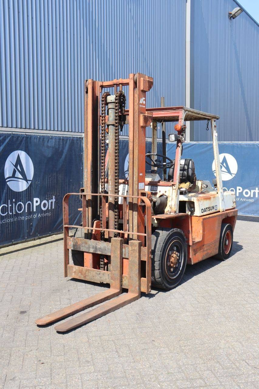 Heftruck Datsun YF03 Diesel 4000kg 3.7m
