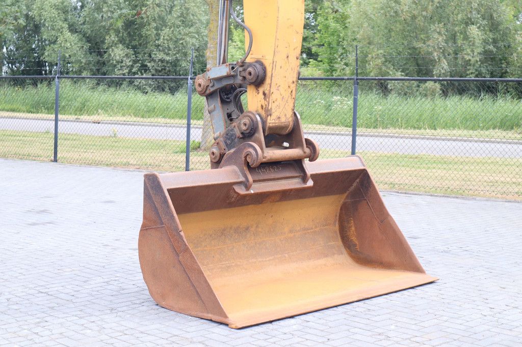 Liebherr R944 C V | 18.5 METER LONGREACH | BUCKET
