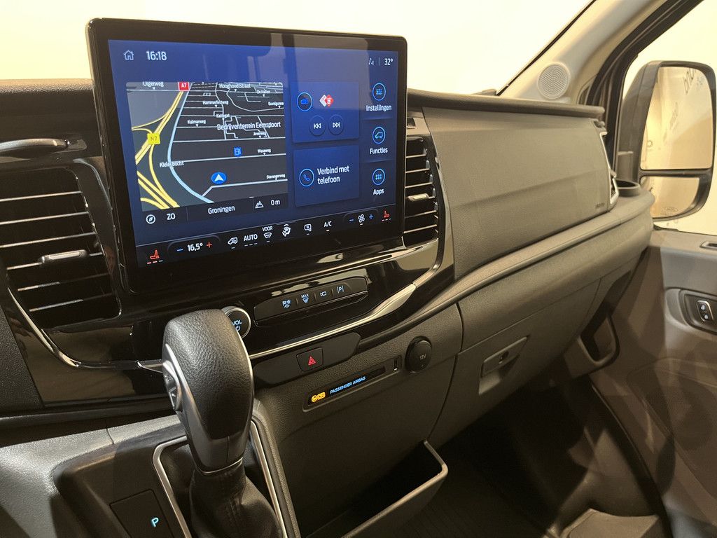 Ford Transit 350 2.0 TDCI L3H2 DC Dubbel Cabine Trend 170 PK Automaat / Euro 6 / Airco / CarPlay / Adap. Cruise Control / Camera 360 / Navigatie / 65.000 KM !!