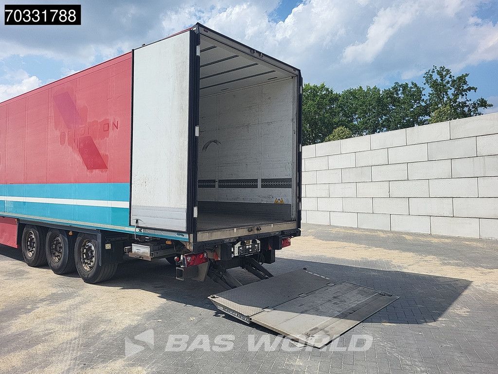 Schmitz SCB*S3B Tailgate Lift Axle 250x270cm