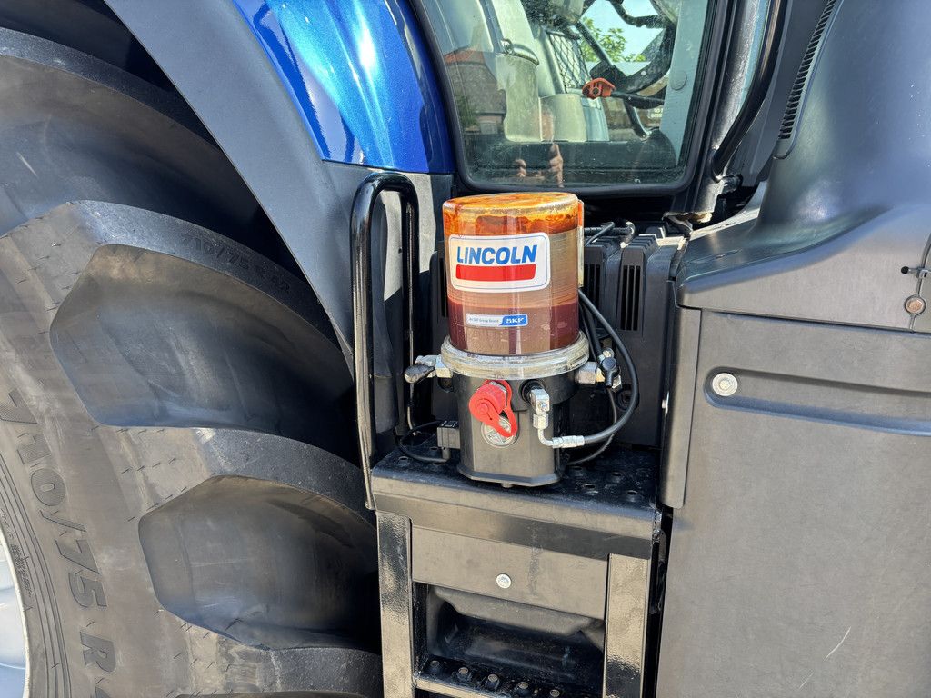 New Holland T7.315 HD AutoCommand. Fronthef, Vooras vering, RTK Gps, Bluepower uitv, 40km eco