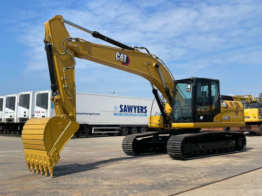 Caterpillar 323D3