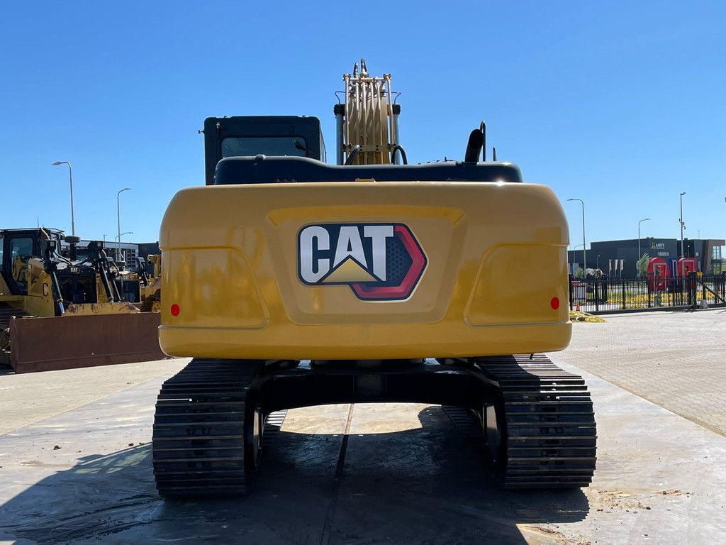 Caterpillar 323D3