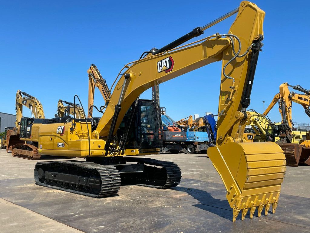 Caterpillar 323D3