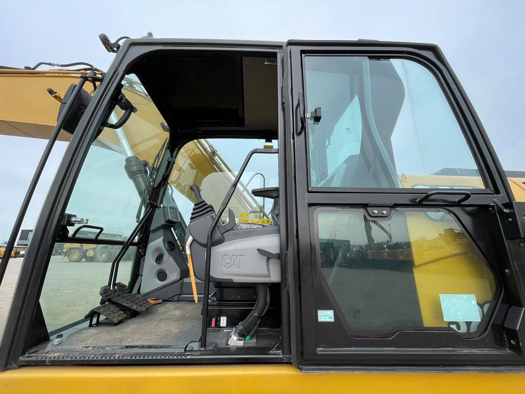 Caterpillar 320D3 GC
