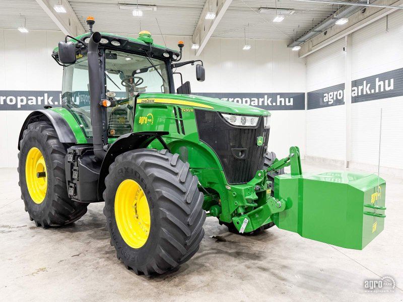 John Deere 7230R
