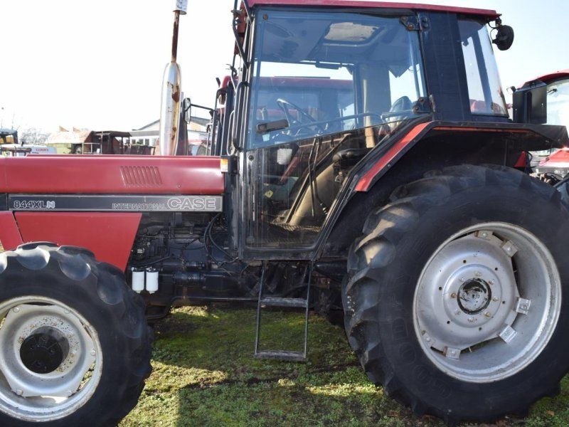 Case IH 844 XLN