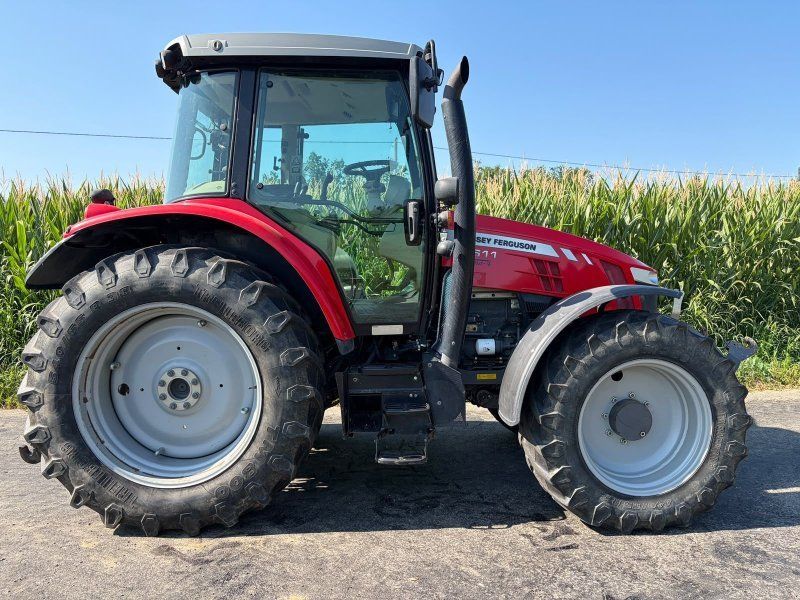 Massey Ferguson 5611 Dyna-4 Essential