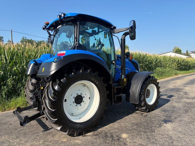 New Holland T5.110 Auto Command (Stage V)