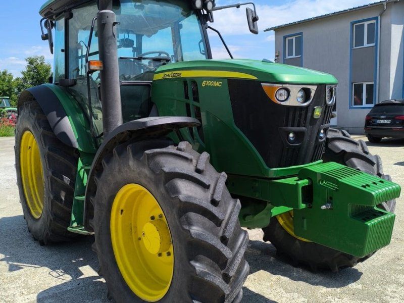 John Deere 6100MC