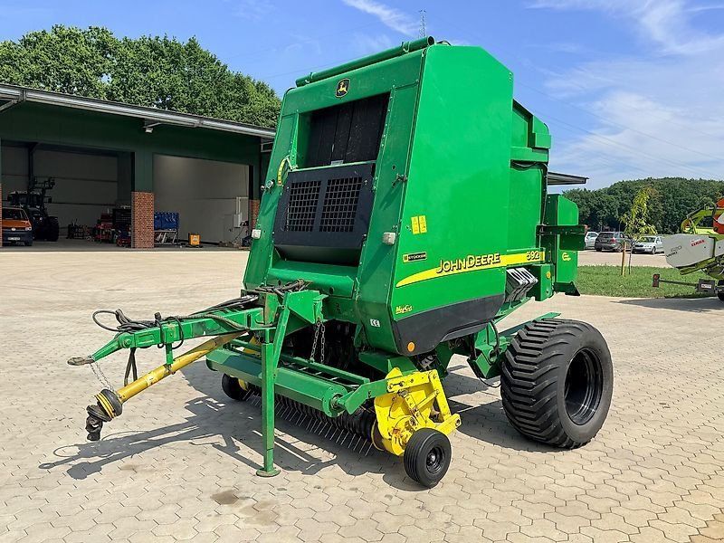 John Deere 592 MaxiCut