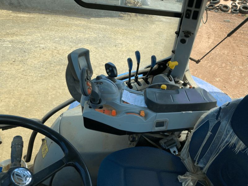 New Holland T5.120 DYNAMIC COMMAND