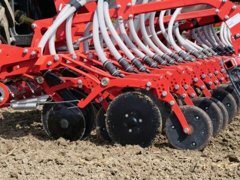Kverneland Satio 5000F