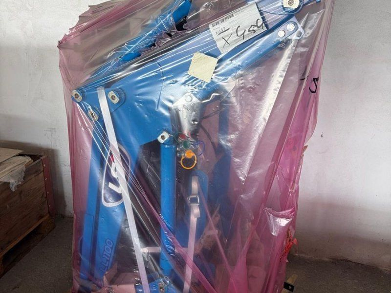 LS LL1100 Frontlader  Schaufel und Konsole