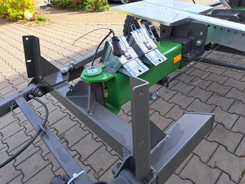 Ziegler SWW-4WT Power Carrier