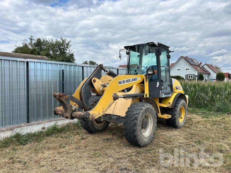 New Holland W80