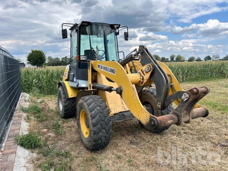 New Holland W80