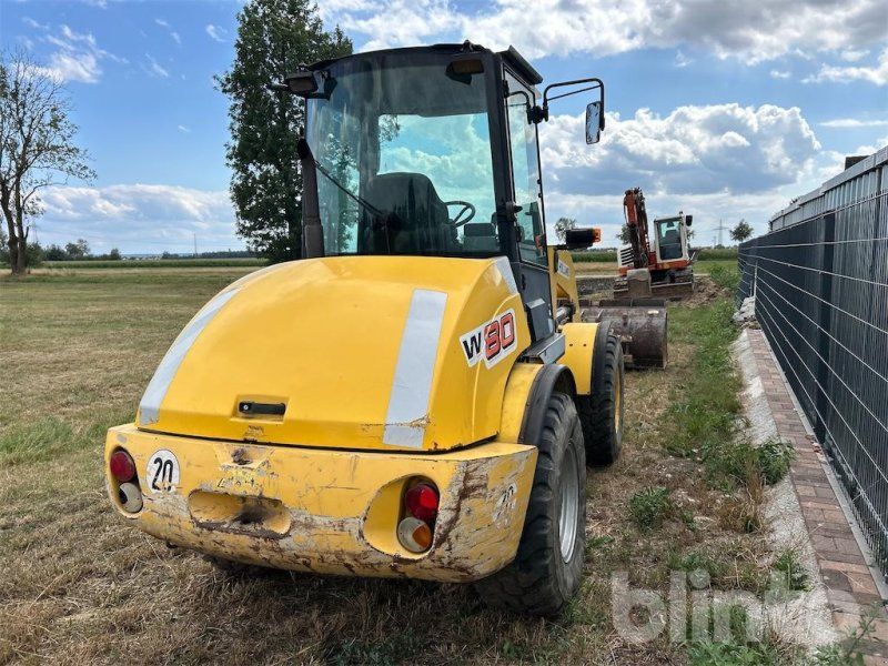 New Holland W80