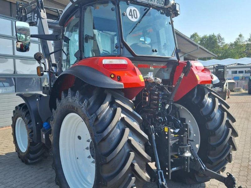 Steyr 4100 Plus