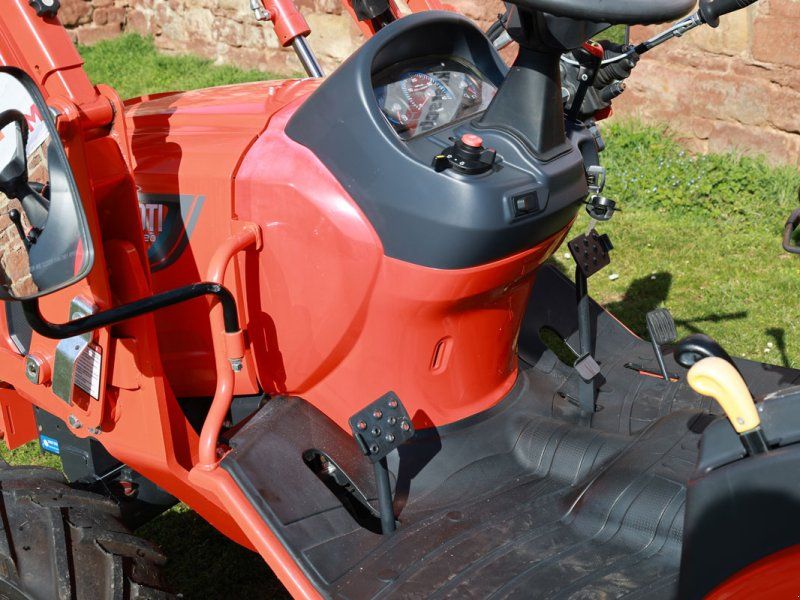 Kioti CS 2220