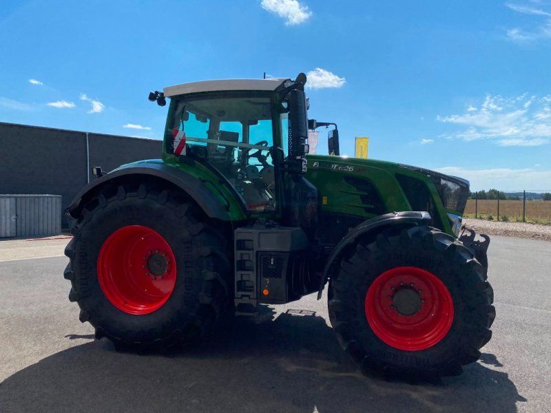 Fendt Vario 826