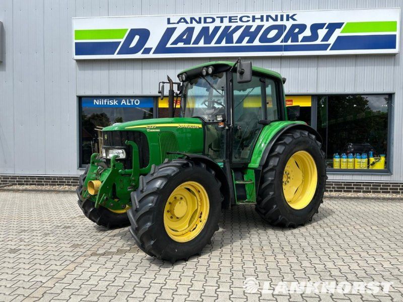 John Deere 6320