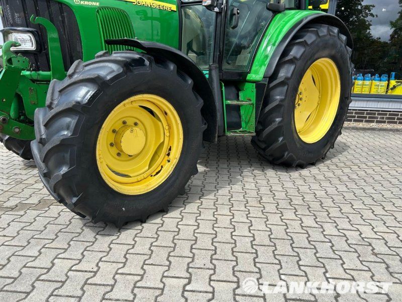 John Deere 6320
