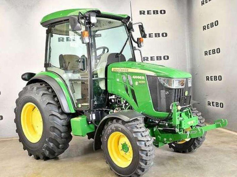 John Deere 4066R TRAKTOR