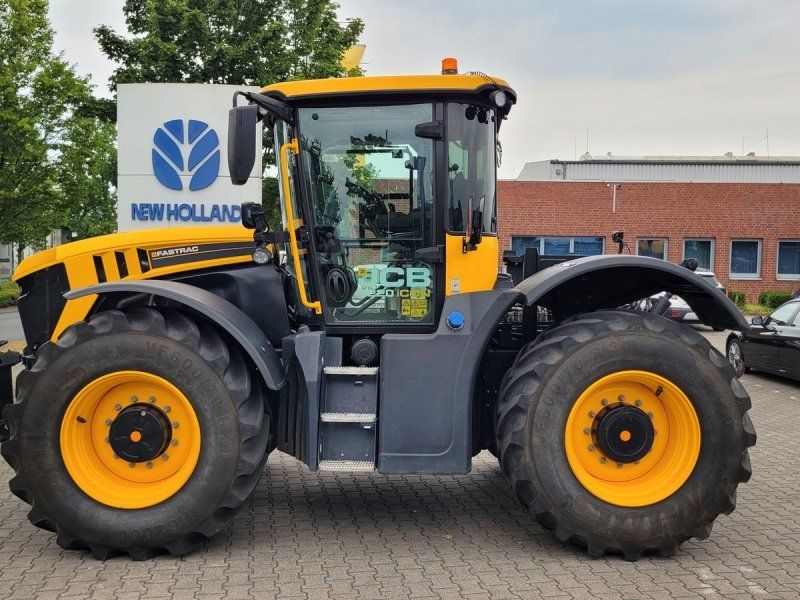 JCB Fastrac 4220 iCON