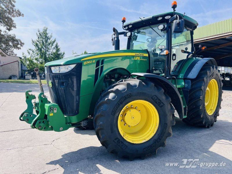 John Deere 8360R