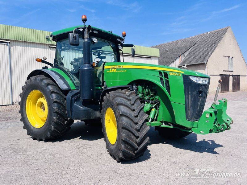 John Deere 8360R