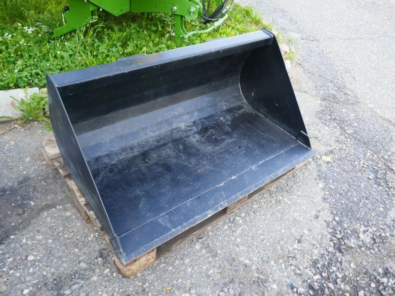 Giant Erdschaufel 110