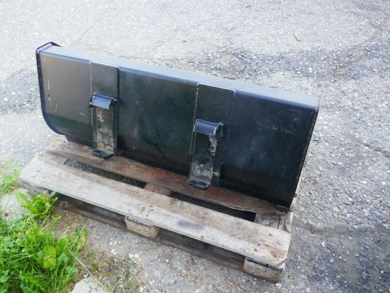Giant Erdschaufel 110