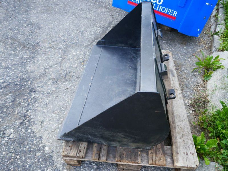 Giant Erdschaufel 110