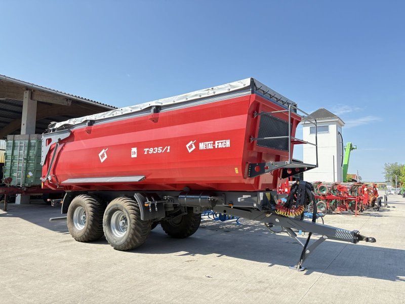 Metal-Fach T935/1 18to Nutzlast Muldenkipper