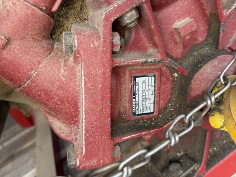 Hardi NK 600 mit 12 Meter Balken