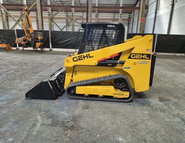 2025 Gehl RT105EU Tracked Skid Steer Loader
