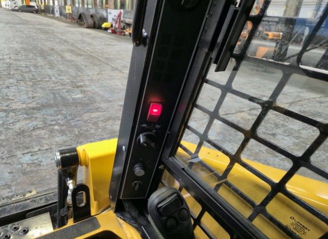 2025 Gehl RT105EU Tracked Skid Steer Loader