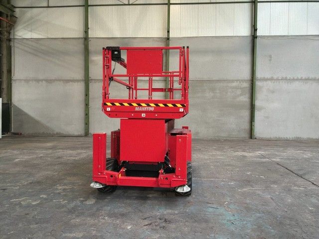 2025 Manitou 140 SC2 Scherenhebebühne (neuwertig)