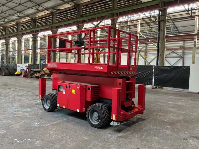 2025 Manitou 140 SC2 Scherenhebebühne (neuwertig)