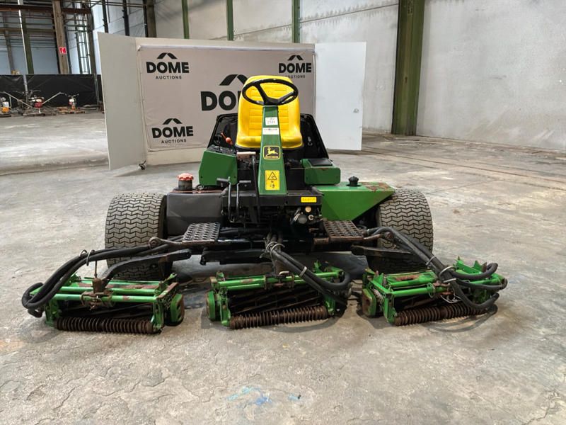 John Deere 3235 A GANG MOW Cylinder Mower