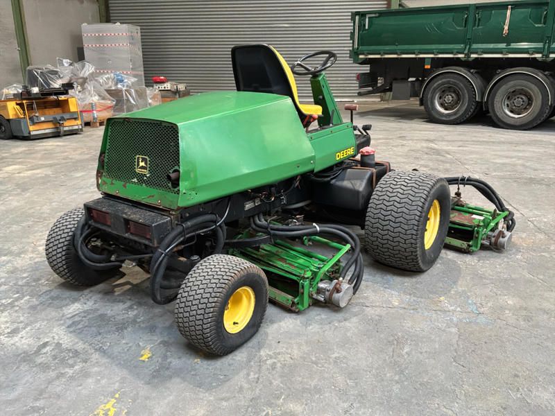 John Deere 3235 A GANG MOW Cylinder Mower