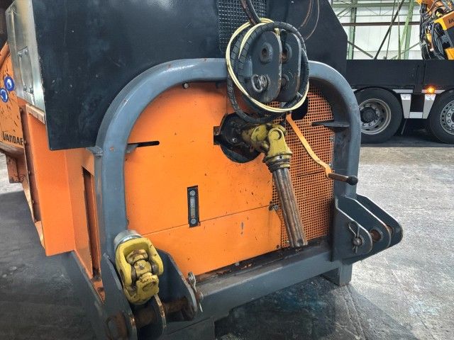 Vandaele TV31-42PGA Mounted Chipper