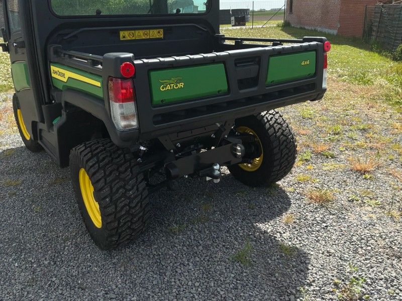 2024 John Deere XUV865M UTV Crossover Gator