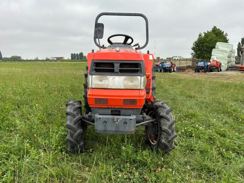 Kubota Grandel GL200 Minitraktor mit Allradantrieb