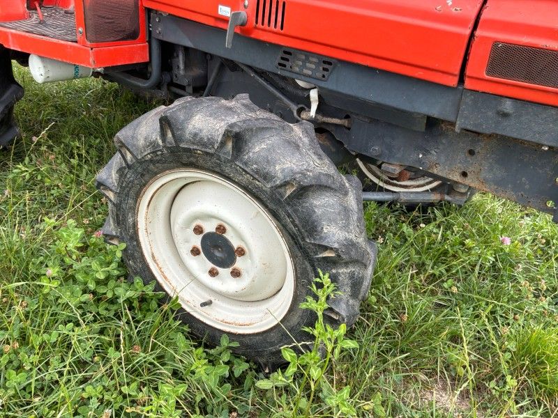 Kubota Grandel GL200 Minitraktor mit Allradantrieb