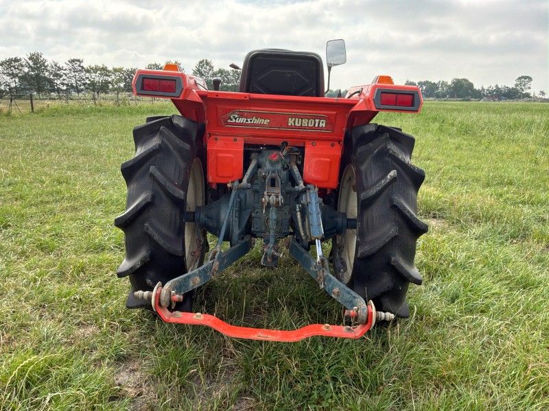 Kubota Sunshine L1-205DT vierwielaangedreven minitractor