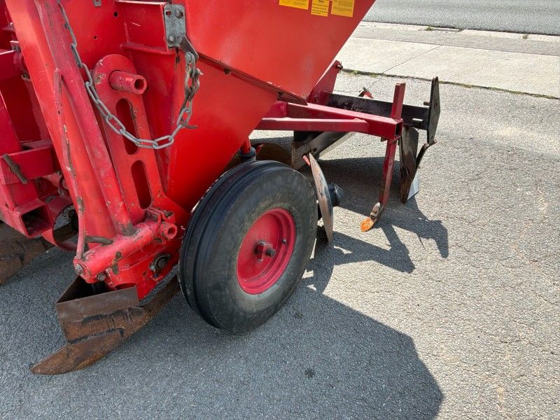 Gruse VL19E 4-reihige angehängte Kartoffelpflanzmaschine